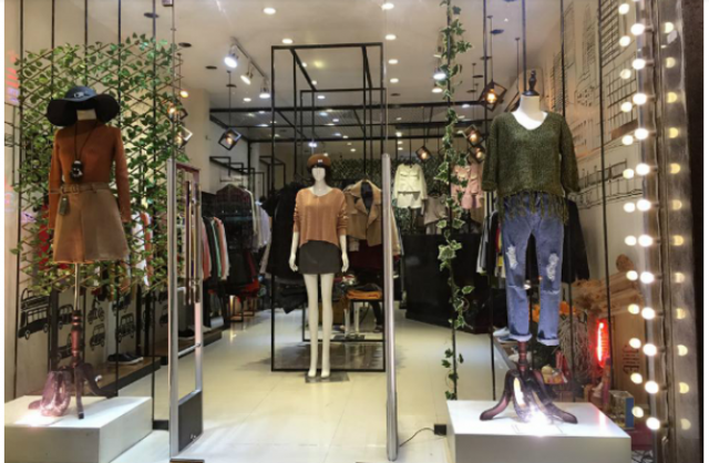 Thi công shop quần áo tại hà tĩnh