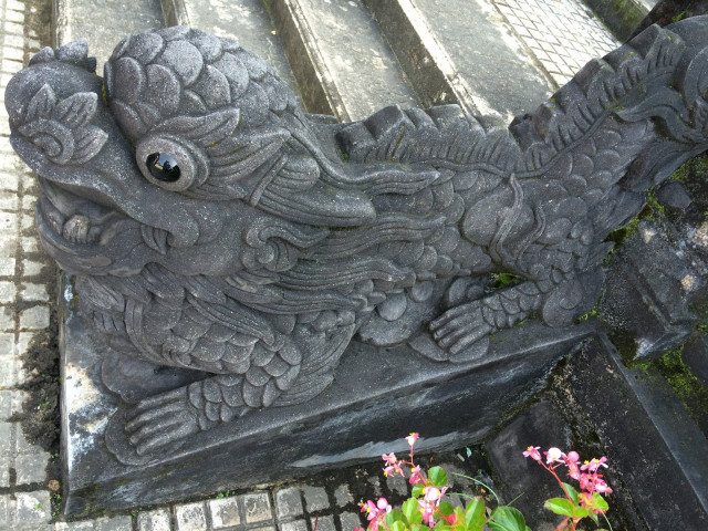 Đắp phù điêu rồng tại Nghệ An