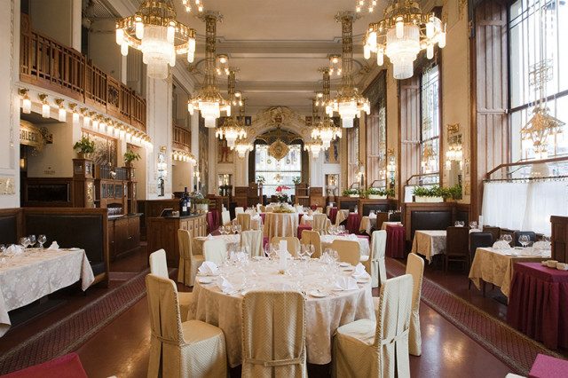 thi công nội thất nhà hàng tại hà tĩnh 3