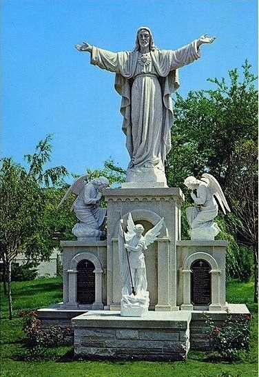 đắp tượng chúa giê-su 10