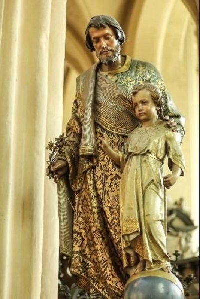 đắp tượng chúa giê-su 5