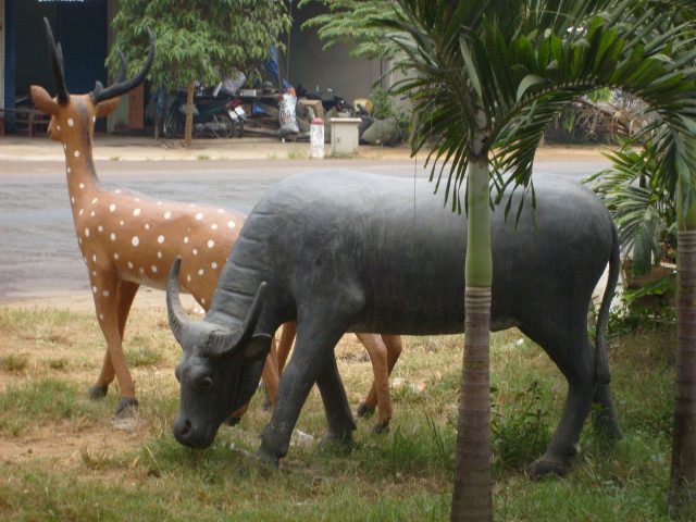 Thiết kế thi công đắp thú vật cho trường mầm non đẹp uy tín