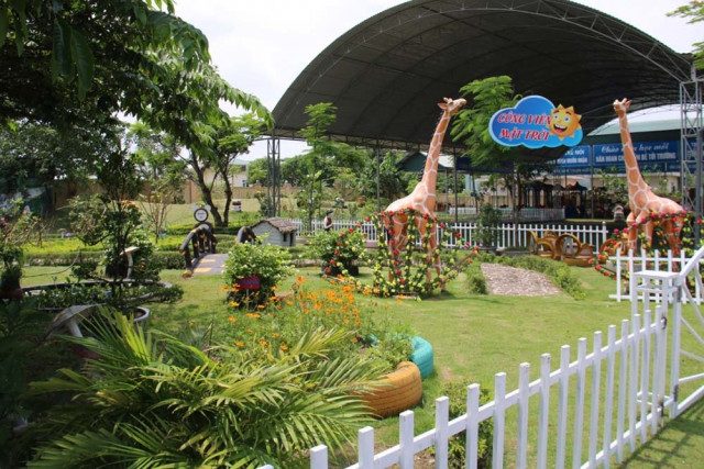 Thiết kế thi công đắp thú vật cho trường mầm non đẹp uy tín