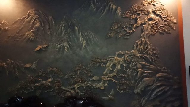 tranh phù điêu đắp nổi bằng xi măng giả đồng