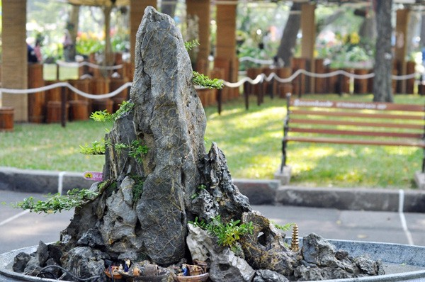 Hòn non bộ mini để bàn tại nghệ an