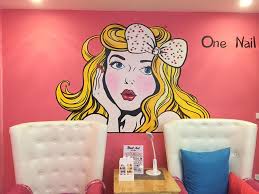 Thợ vẽ tranh tường spa, nail, thẩm mỹ viện giá 200k/m2