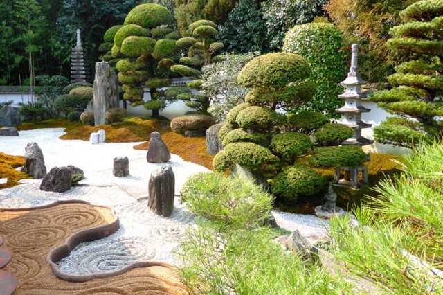 Dịch vụ thiết kế thi công sân vườn tại Bắc Giang của Duy Quang Art có gì đặc biệt?