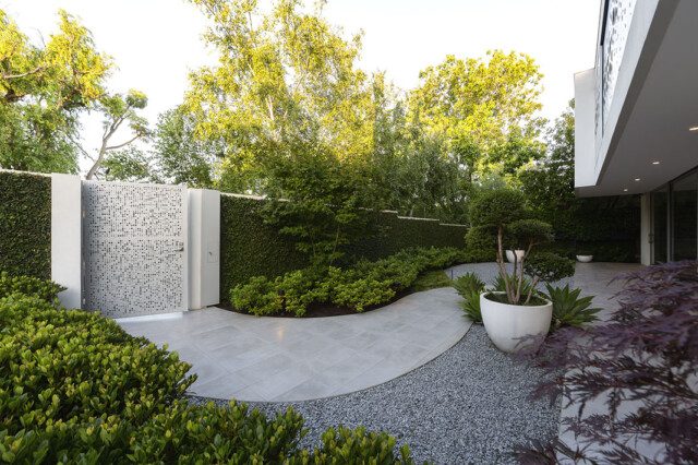 Vì sao phải thuê đơn vị thiết kế thi công sân vườn tại Hà Nội?